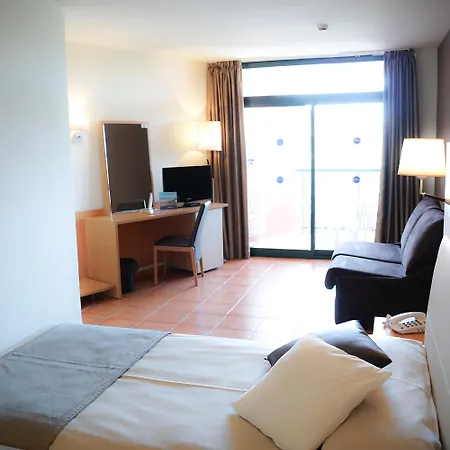 Ohtels Vil-la Romana מלון 4*