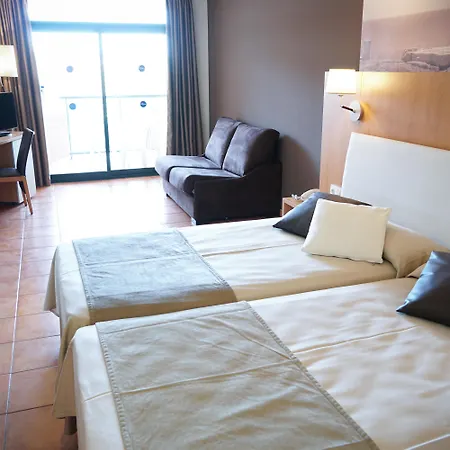 Ohtels Vil-la Romana מלון 4*