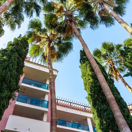 מלון Ohtels Vil-la Romana 4*