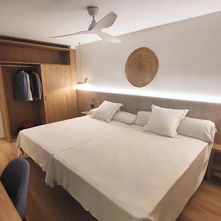 Hotel Ohtels Vil-la Romana 4*