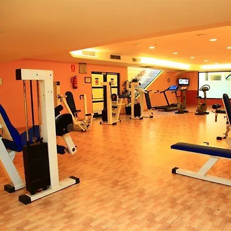Ohtels Vil-la Romana מלון 4*