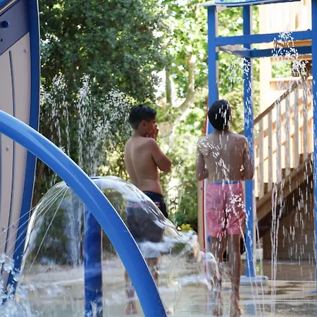 Отель Ohtels Vil-la Romana