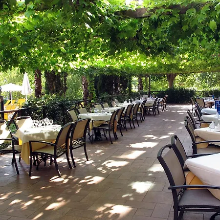Ohtels Vil-la Romana Отель 4*