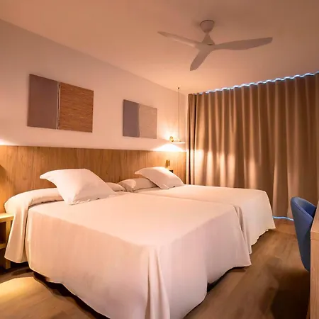 Ohtels Vil-la Romana 4* Салоу